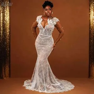 Bridesmaid Dress Barn Evening Dresses Elegant White Lace Mermaid Prom Dresses With Nude Liner Beaded Feathers Bridesmaid Dress Barn Evening Dresses Elegant White Lace Mermaid Prom Dresses With Nude Liner Beaded Feathers