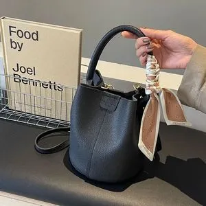 ハンドバッグ BUCKLE MEDIUM HANDBAG Buckle Shoulder Bag - Shop on Pinterest