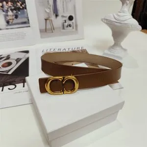 Modern Liquid Shape Gold Buckle PU Leather Belts 2 Pack Versatile Chic TRIWORKS 2 Pack Women Skinny Leather Belts for Jeans Pants  main image 4