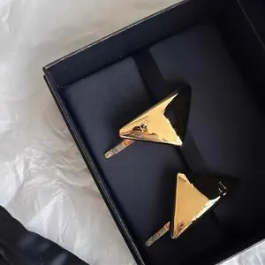 New Style Luxury Womens Designer Triangle Hair Clips... From  display picture 3