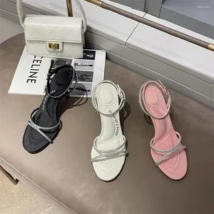 DHgate.com:Sandals for Women, Rhinestone Chain Decor, Summer