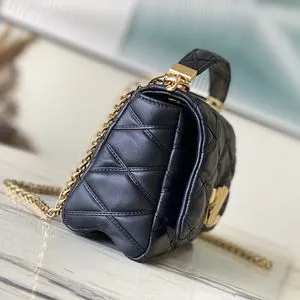 DHgate.com:Designer Leather Chain Handbag for Women, 23cm
