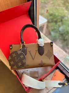 Louis Vuitton マスクバンダナ LV MADE ダミエ ポーチ付 小物