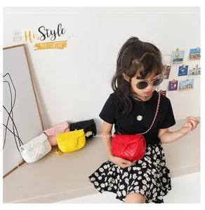 Kids Luxurys Handbag Fashion Girls Designers Letter Messenger Bag Kid Change Purse Children Metal Chain Princess Single Shoulder F075