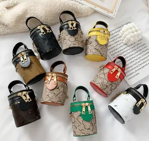 Kids Handbags Letter Print Mini Princess Shoulder Bags Children Girls PU Messenger Bag Gold Chain Purse