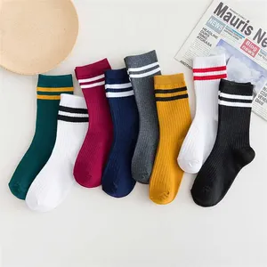 Cotton Knitting Striped Long Socks Solid Color Harajuku Retro Black White Crew Socks Japanese High School Girls Cute Loose Socks 211221