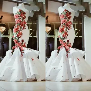 Red and White 3D Floral Flowers Mermaid Wedding Dress lace-up corset Sweetheart Satin Beading Ruched South Arabic bridal gowns