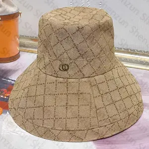 Small Letter Designer Bucket Hats For Woman Man Fashion Brand Sun Hat Campaniform Caps Summer Beach Sunbonnet Casquette