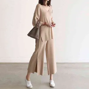 Women Knitted Sweater Two Pieces Sets Autumn Winter V-Neck Loose Pullovers Sweater Tops & Wide-Leg Pants Knitwear 2Pc Suits T220729