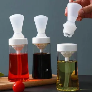Silicone Oil Bottle with Brush Vinegar Bottle Sauce Container Spice Jar Liquid Oil Pastry Kitchen Baking Tools Kitchens Supplies CCB15383