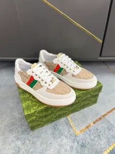 ＊GUCCI＊スニーカー Ace sneakers with Web detail 関税送料込 Men's Gucci Ace sneaker with Web in beige and ebony GG