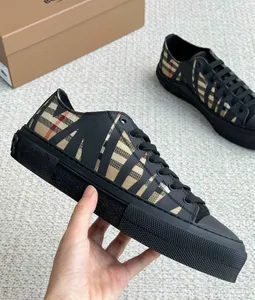 Burberry Schoenen voor Heren | Deals Tot 70% korting | WS.NL