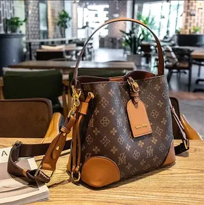 LOUIS VUITTON◆Petit Bucket ショルダーバッグ【送料関税込】 Louis Vuitton Black Epi Leather Petit Bucket Bag | myGemma