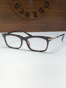 Occhiali Da Lettura In Finitura Argento Lucido Hilton Exclusive 101 Eyewear Bin 139 - Italia - Foto 3