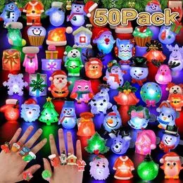 Pack De 24 Anillos LED Brillantes En Forma De Flor Y Corona – Luces Intermitentes Para Dedos, Regalos De Fiesta Y Accesorios Para Niños Y Adultos