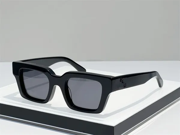 Lüks Tasarımcı Güneş Gözlüğü Erkekler Kadınlar Erkekler Serin Stil Sıcak Moda Klasik Plaka Siyah Beyaz Kare Çerçeve Gözlük Orijinal Box79d0 ile Güneş Gözlükleri