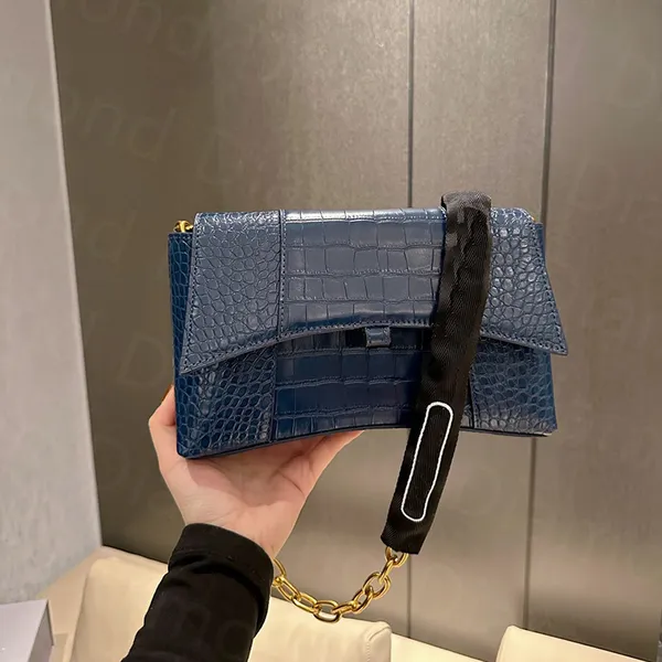 Luxury Genuine Leather Hourglass Silver Tote Bag With Rhinestone Inlay And  Diamond Accents For Women And Men Glisten Clutch, Crossbody Shoulder Strap,  And Small Sling Bag From Vintage_prada, $38.37 | DHgate.Com