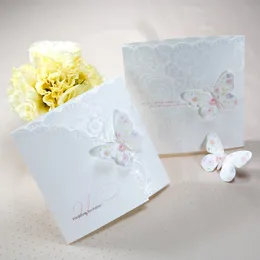 Wholesale-hot！封筒とシールが付いている50pcs /ロットの古典的な白いカラフルな蝶の三倍の結婚式の招待状