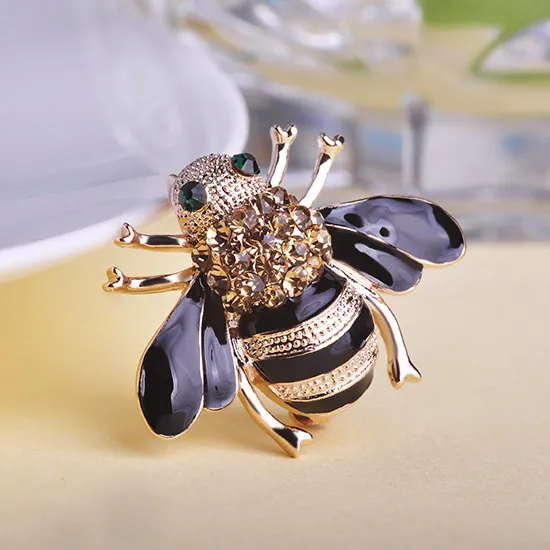 Wholesale High Quality Bee Bee Brooch Stylish Enamel Pins With Gold ...