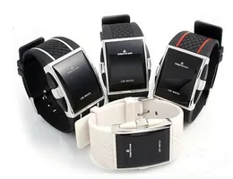 Unisex Korea Fashion Intercrew Led Electronic Watch Kvinnors Lady Mens Gummi Mäns Sport Klockor