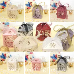 FREE SHIPPING 50PCS Laser Cut Heart Lantern Style Candy Boxes Wedding Favors with Ribbon Favors Boxes Party Candy Package Supplies