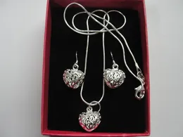 Bästa present 925 Silver Örhängen Hollow Heart Pendant Snake Chain Halsband + Örhängen Set 10Set / Lot