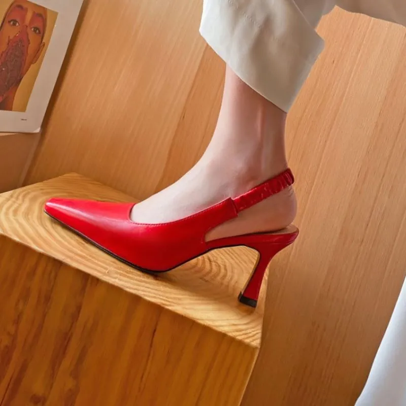 Scarpe tacco deals strano