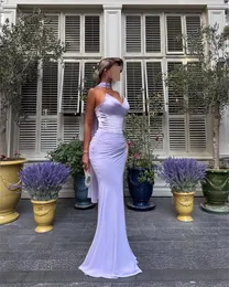 Robe Spaghetti En Soie Grise Et Blanche Alexia Admor Taille XS - Neuf Avec Petit Défaut (manque Un Crochet)