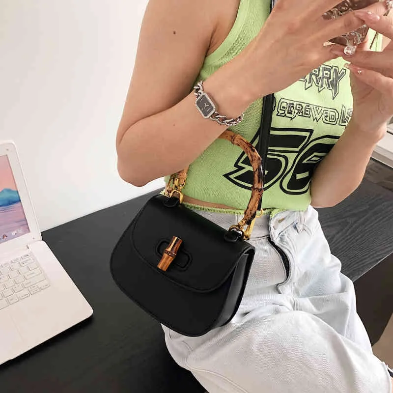 Handbag trendy This year`s popular super hot female ins niche high-grade messenger summer portable small square factory outlet