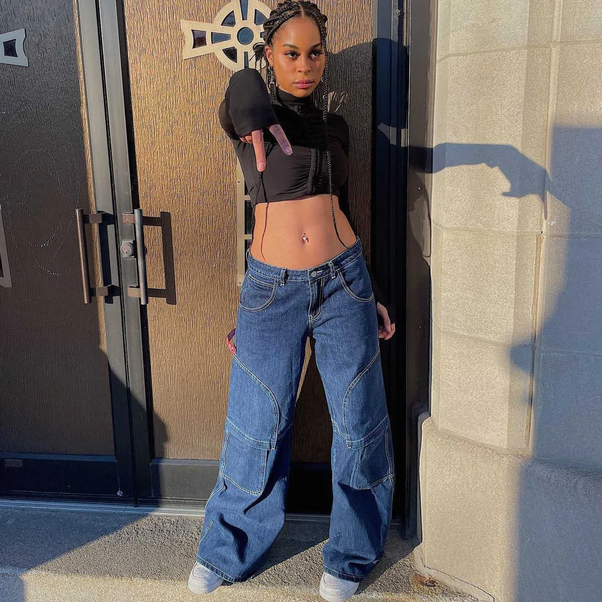 Low waisted discount baggy jeans
