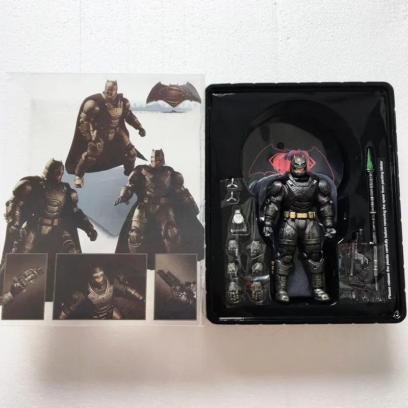 MEZCO Batman One 12 BJD