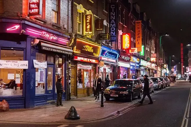 Discover the Charm of Rivers London A Shopper's Guide