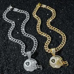 TEAMER Collier Acier Inoxydable Pendentif Ballon De Football - Bijoux Sport Pour Hommes, Femmes, Adolescents Et Enfants