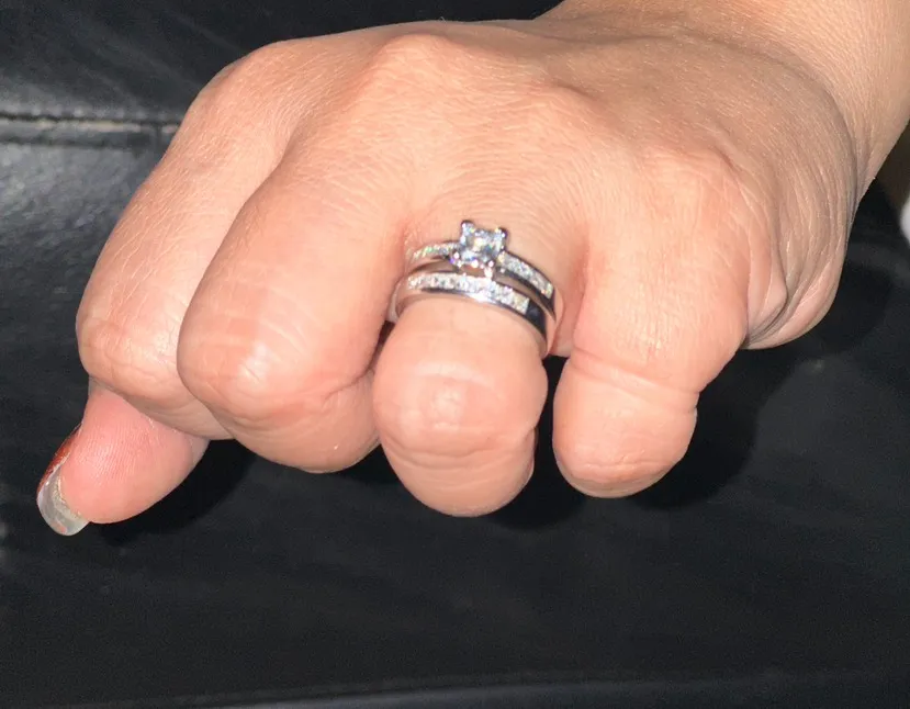 Acheter Bague de fiançailles en pierre noire carrée exquise pour femmes
