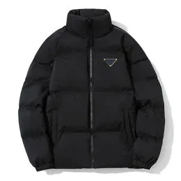 TRAPSTAR chaqueta de puffer con capucha desmontable y de mala calidad-  NEGRO BRILLANTE- PEQUEÑO