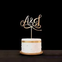 Guarde la cita de letras de la mano del topper de la torta de fecha con el  corazón plantilla de corte láser listo concepto de boda