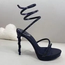 Tacones con serpiente clearance