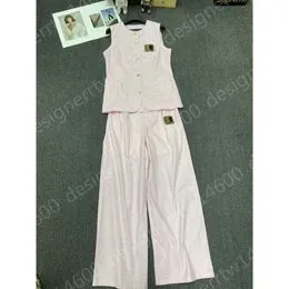 Ensemble De Gilet En Satin Blanc Pour Femmes: Haut Plissé Sans