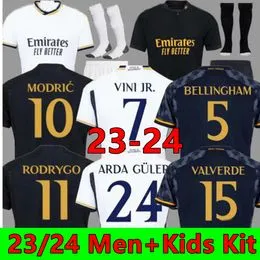 Camiseta Real Madrid primera equipación 2023/2024 Niño Kit Aquí