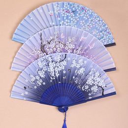 Accessoires de mariage Fans Fabricant Vente à vente directe ventilateur pliant Bamboo Fan Gift Fan Fan Chinese Fan Mix Couleur