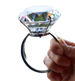 Decoración de artesanías de bodas 8 cm Cranal de cristal Gran anillo de diamantes Propuesta romántica Props de bodas adornos para fiestas Regalos S9323555555