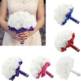 Bouquet de mariage Crystal Pearl Silk Roses Bridal Bridesmaid Hand Artificial Fake Flowers 240407