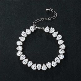 Bracelets de mariage marque Brand Wedding Bride ou Bridesmaid Jewelry Shiny Pear Cut Cumbic Zirconia Crystal Tennis Bracelet pour femmes