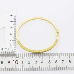 Bracelets de mariage luxe 14 styles géométriques arc-en-ciel cristal bangle cuivre cz bracelets pour femmes fête des bijoux de mariage de la mode