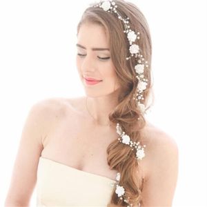 Mariage mariée fleur cheveux longs chaîne bande bandeau cristal strass couronne diadème casque bijoux perle coiffure princesse Quee250h