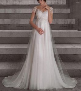 Robe de mariée 11577 # Empire Illusion col en v Tulle balayage train manches courtes a-ligne dentelle appliques robe de mariée