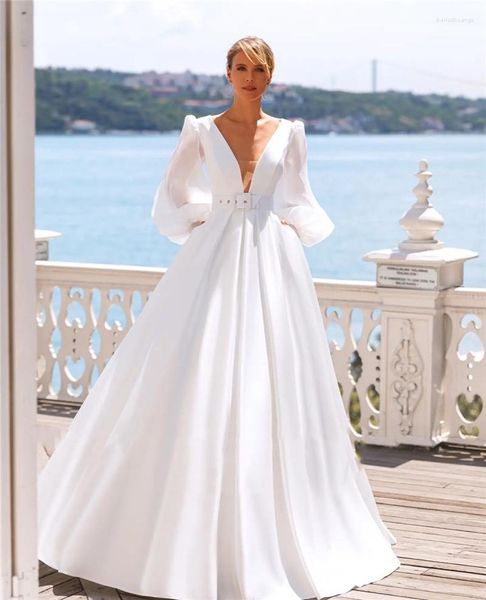 Robe de mariée Pukguro une ligne bouffée manches longues Satin Tulle col en V ceinture en cuir corée mariée Mariage grande taille 2023