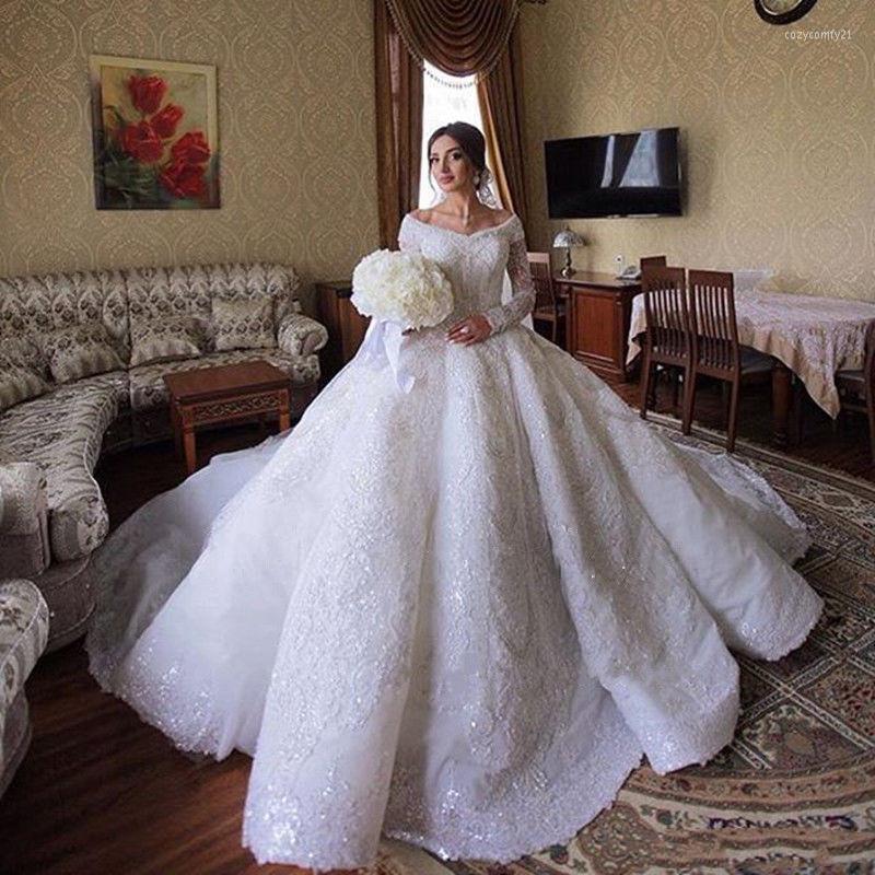 Hochzeitskleid Saudi-Arabien, 3D-Blumen-Ballkleid, schulterfrei, lange Ärmel, Spitzenapplikationen, glitzernde Pailletten, Brautkleider