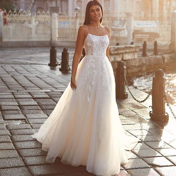 Robe De mariée Sexy Bretelles Spaghetti Robes 2022 Appliques Dos Nu Col Carré Cour Train Robe De Mariee Robe De Mariée Doux Tulle