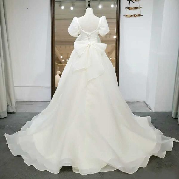 Robe De Mariée Queue Soirée Quotidienne Nouveau Style Pour Femme Peut Être Portée Certificat Normalement Reçu Enregistré Pour Un Cadeau Adulte De 18 Ans